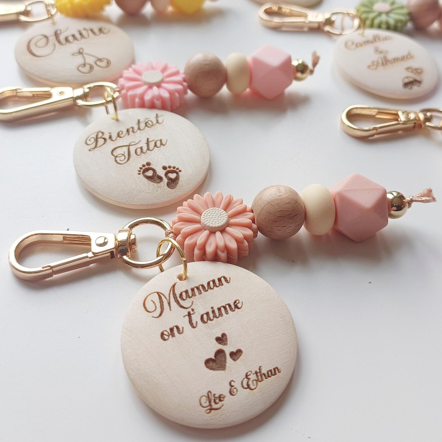 Key ring with medallion