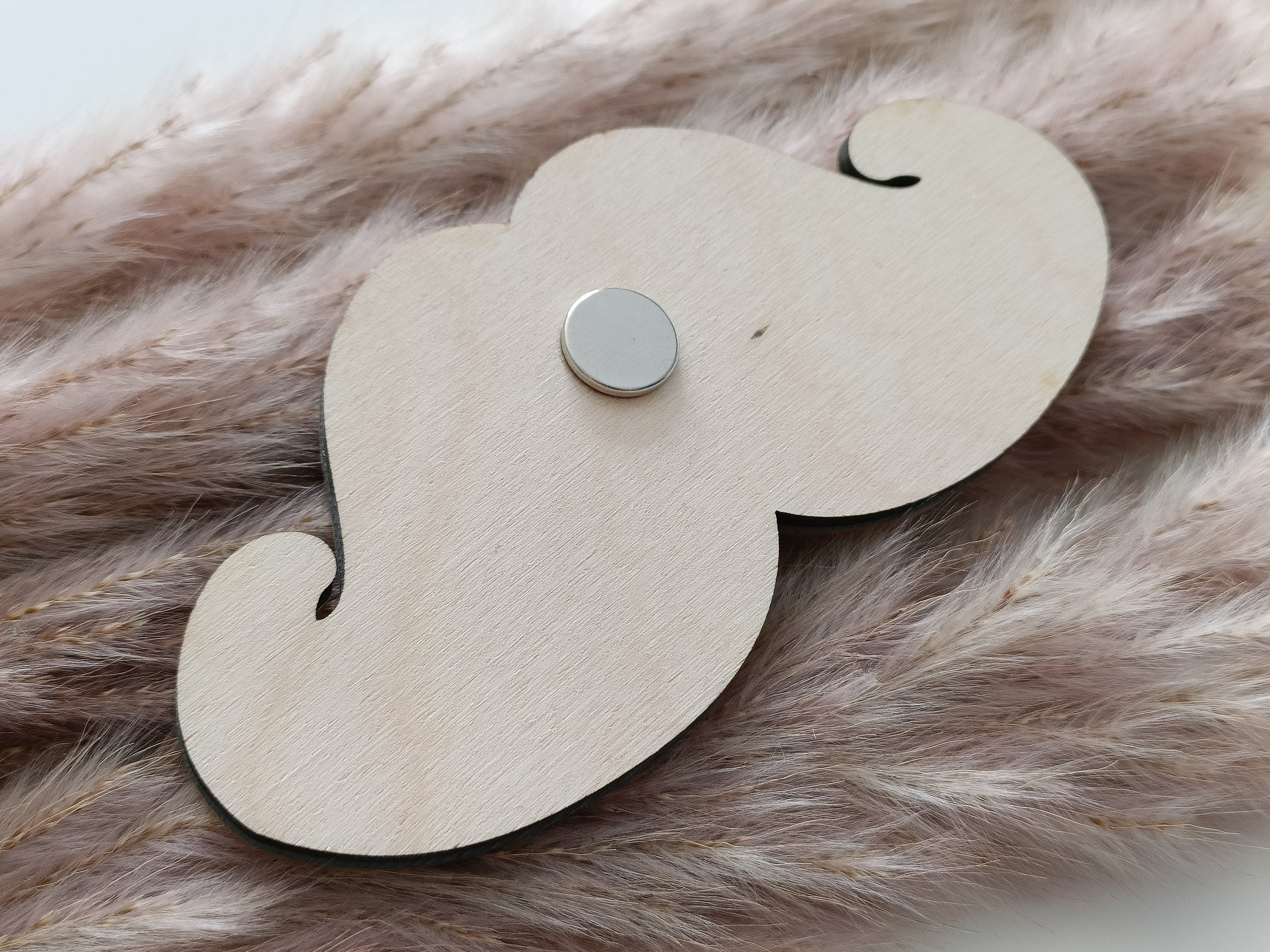 Magnet Moustache Témoin Happy Gravure