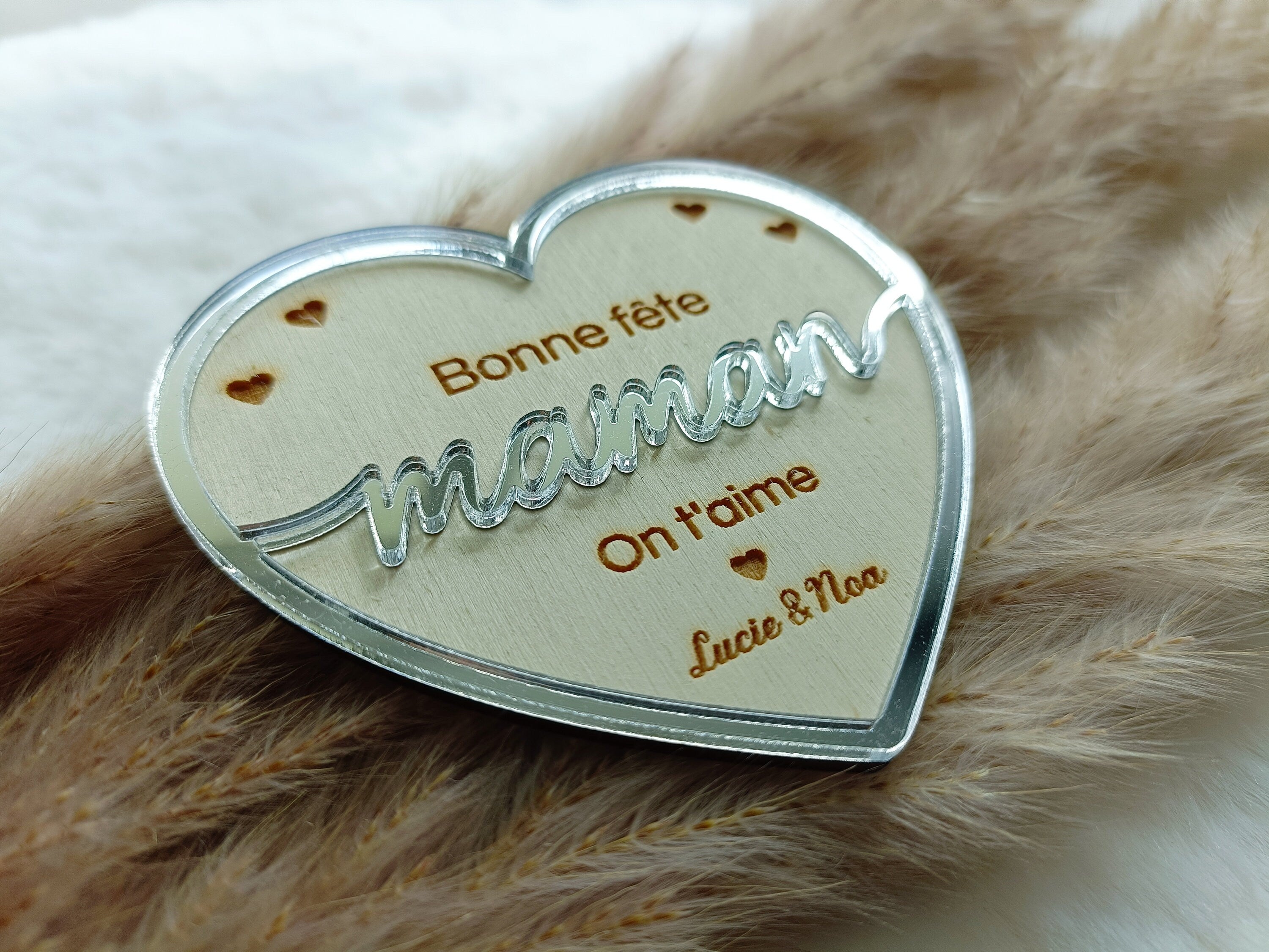 Magnet aimanté personnalisé en bois - anniversaire - fête des mères / grands-mères, cadeau maman, papa, tata, marraine Happy Gravure