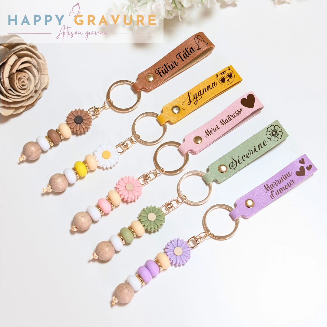 Porte-clés personnalisé, porte-clés marguerite, porte-clés en cuir, cadeau de témoin, cadeau maîtresse, cadeau d'anniversaire, atsem