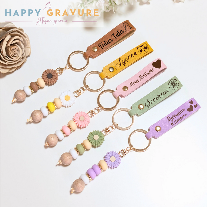 Porte-clés personnalisé, porte-clés marguerite, porte-clés en cuir, cadeau de témoin, cadeau maîtresse, cadeau d'anniversaire, atsem