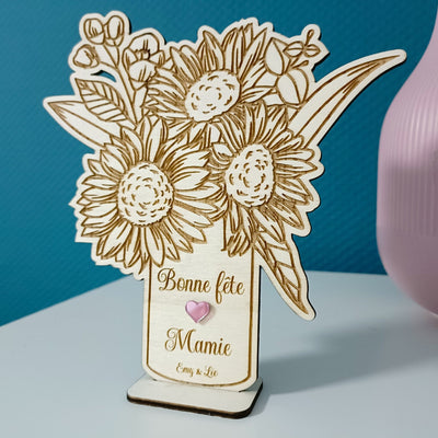 Bouquet de fleur personnalisé en bois ou vase - Fête des Mères, Grands-mères, tata, nounou, maitresse – Vase 1