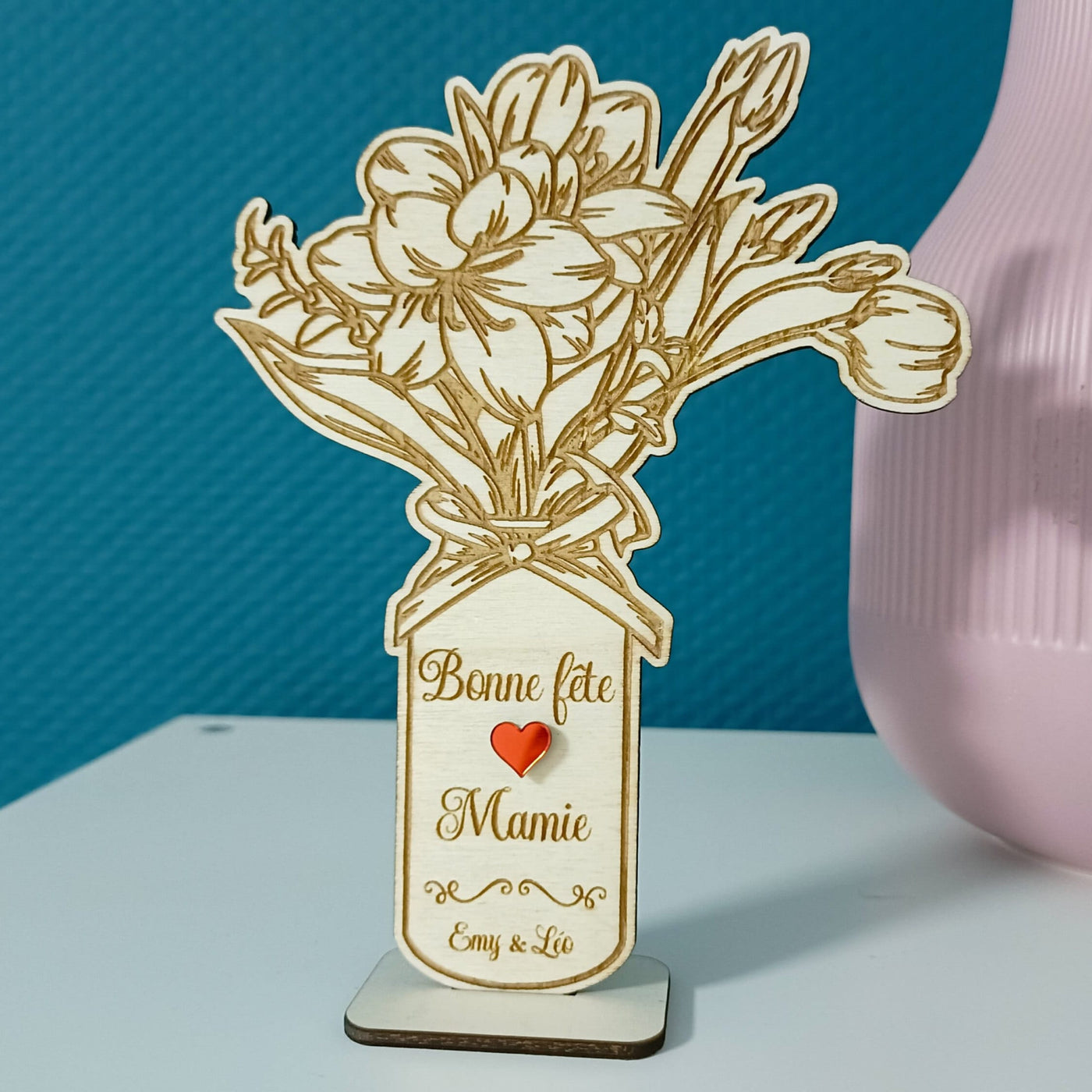 Personalisierter Blumenstrauß oder Vase aus Holz - Muttertag, Großmütter, Tante, Kindermädchen, Geliebte - Vase 2